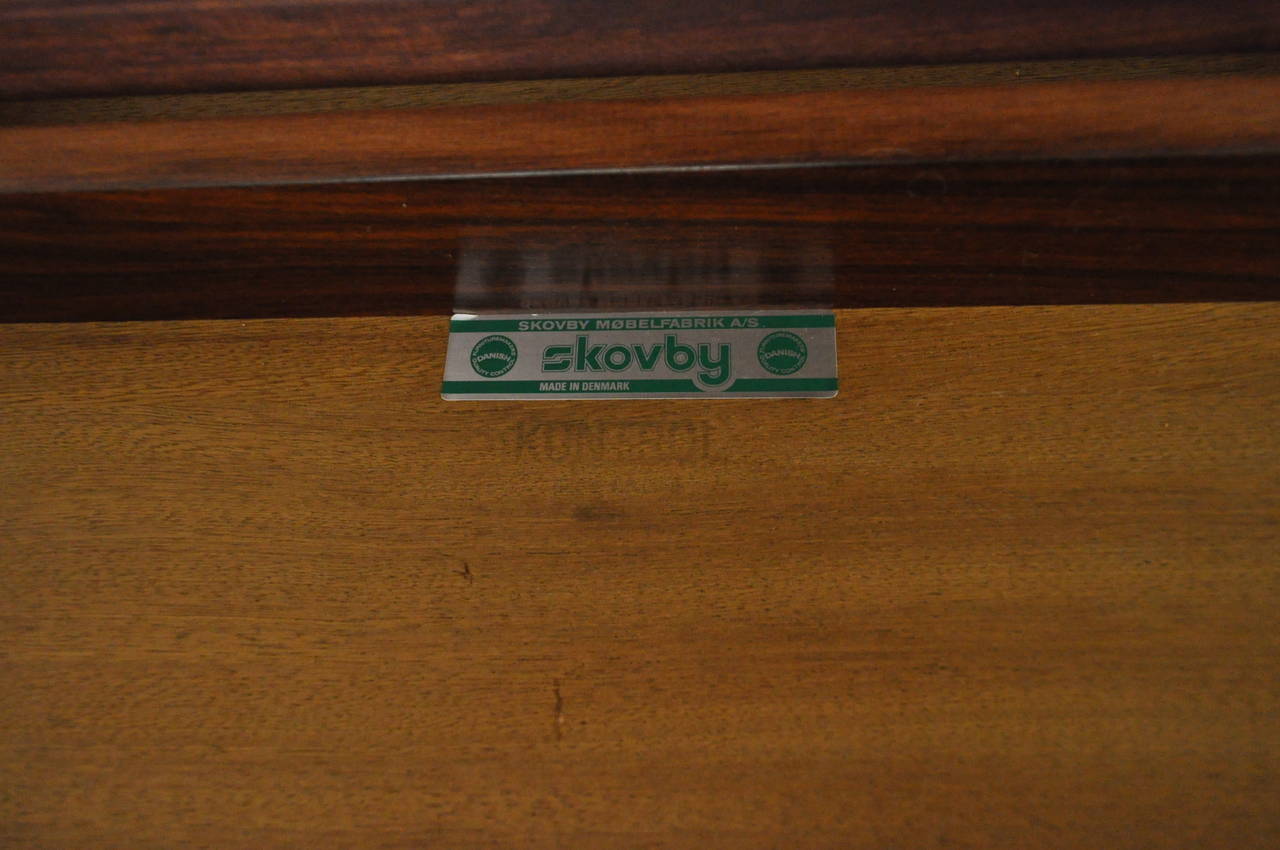 Mid-Century Danish Modern Rosewood Dining Table with Two Leaves by Skovby 2