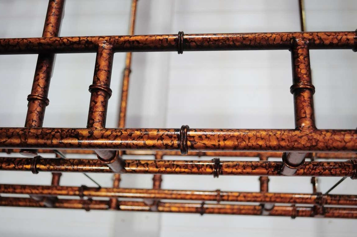 Vintage Hollywood Regency Pagoda Faux Bamboo Oil Drop Gold Gilt Etagere In Excellent Condition In Philadelphia, PA
