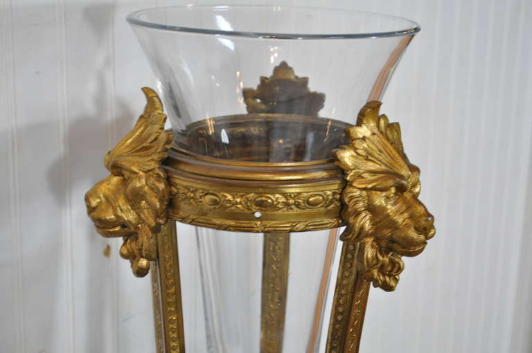 19th Century Bronze French Neoclassical Figural Lion Plant Stand - Vase Pedestal For Sale 4