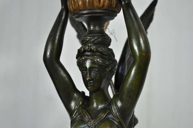 19th C French Gilt Bronze & Marble Neoclassical Style Figural Maiden Table Lamp In Good Condition For Sale In Philadelphia, PA