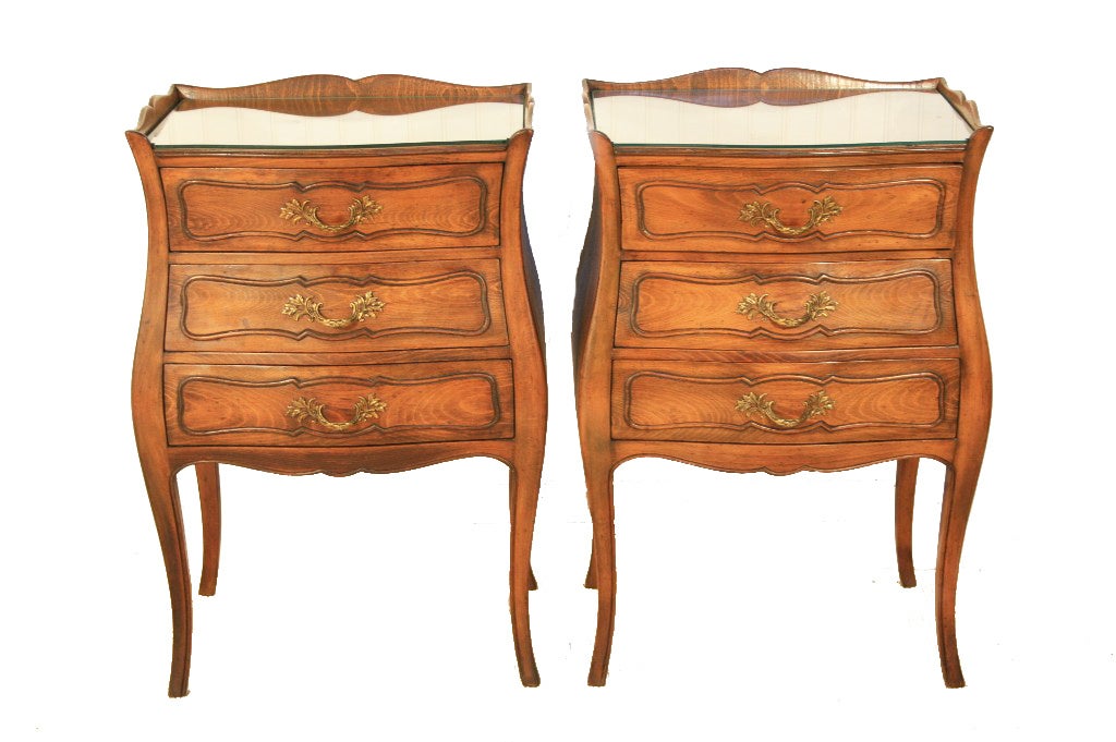 Remarkable Pair of Custom Made Vintage French Style 3 Drawer Walnut Nightstands/End Tables. This wonderful pair features curvaceous bombay form, finished wood construction all the way around including the backs, cabriole legs, 3 dovetailed drawers