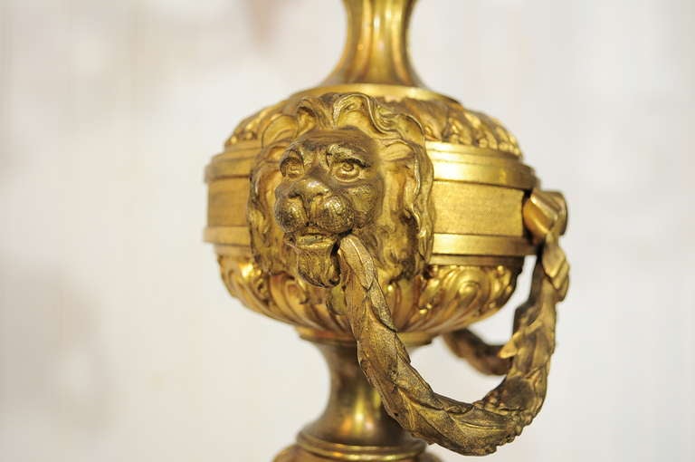 19th C. Figural French Louis XV Style Gilt Bronze Lion Candelabra Table Lamp In Good Condition For Sale In Philadelphia, PA