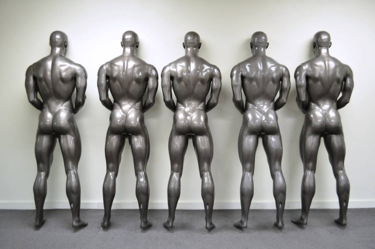 Very unique E-Flex™, polyurethane full body male mannequins custom-made by Fusion for NIKE. The mannequins have a very impressive athletic build, standing 6'3