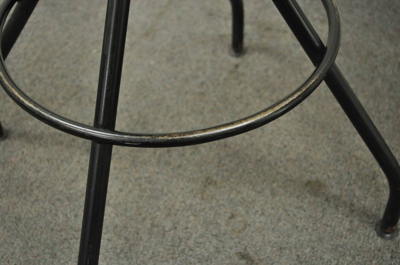 Circa 1950s Pair of Mid-Century Italian Style Modern Swivel Vinyl Bar Stools In Good Condition In Philadelphia, PA