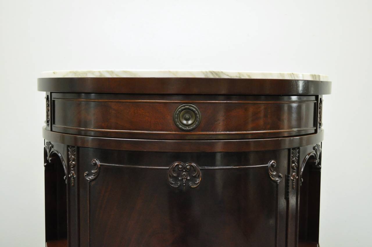 Mid-20th Century Custom Georgian Style Marble-Top, Carved Mahogany Swivel Bar Cabinet