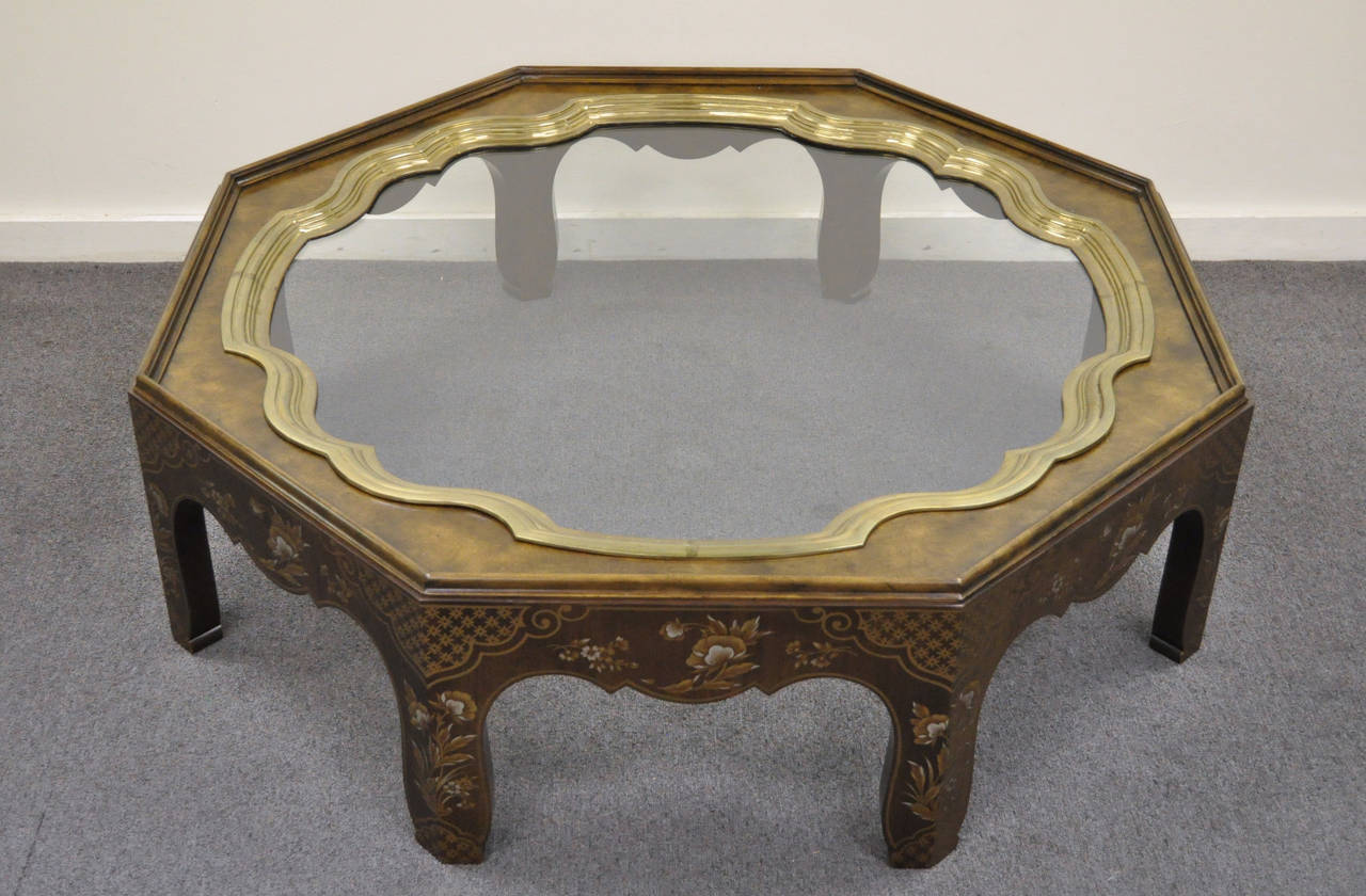 Superior quality chinoiserie painted octagonal coffee table from the 