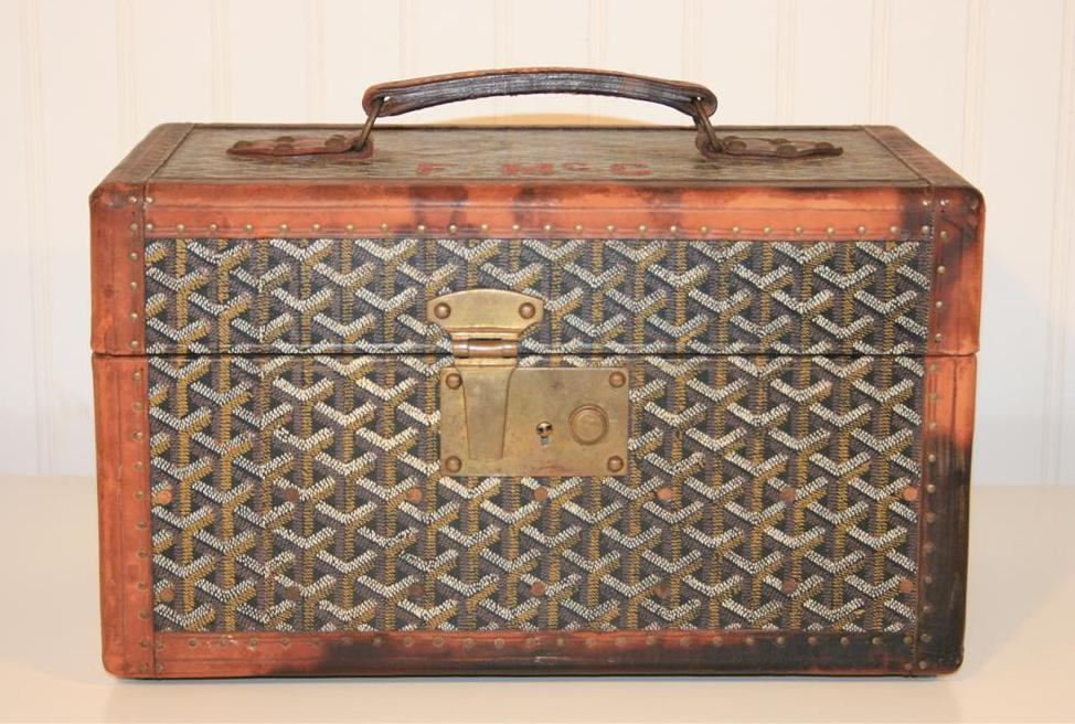 Very rare Small Maison E Goyard Toiletry Trunk complete with leather straps on the inside to secure the carriers toiletries and perfumes. Trunk is in amazing original condition.