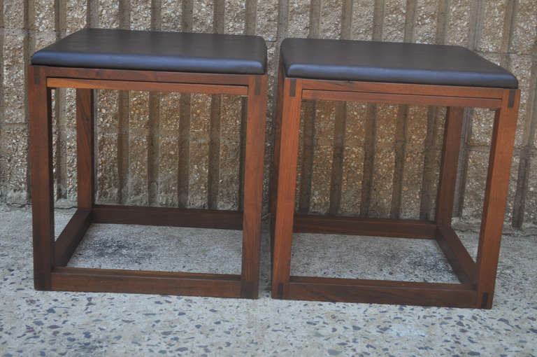 Mid-Century Modern Pair of Walnut Pull-Out Tray Side Tables/Stools after Ed Wormley