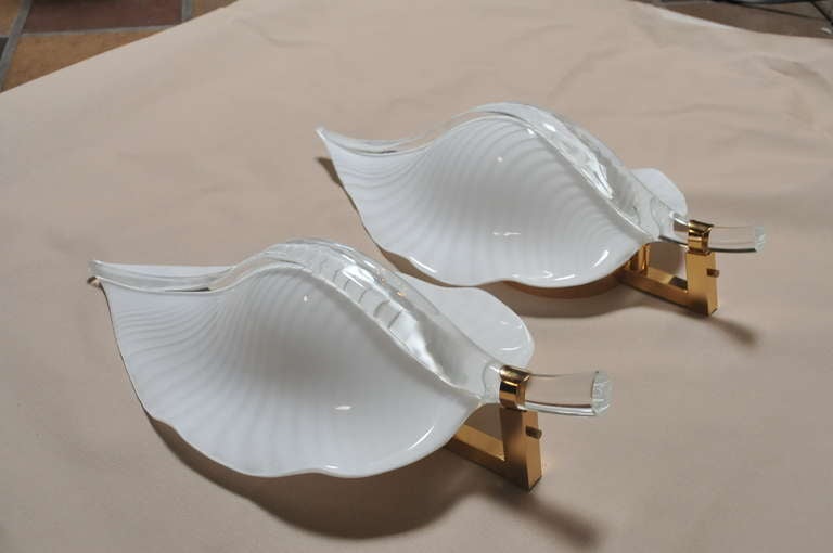 Large Pair of Murano Blown Glass Leaf Brass Hollywood Regency Wall Light Sconces 1