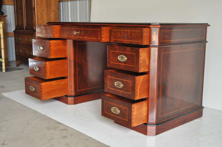 Inlaid and Tooled Leather, Top Knee Hole Desk by Amboan in the Federal Style In Good Condition In Philadelphia, PA