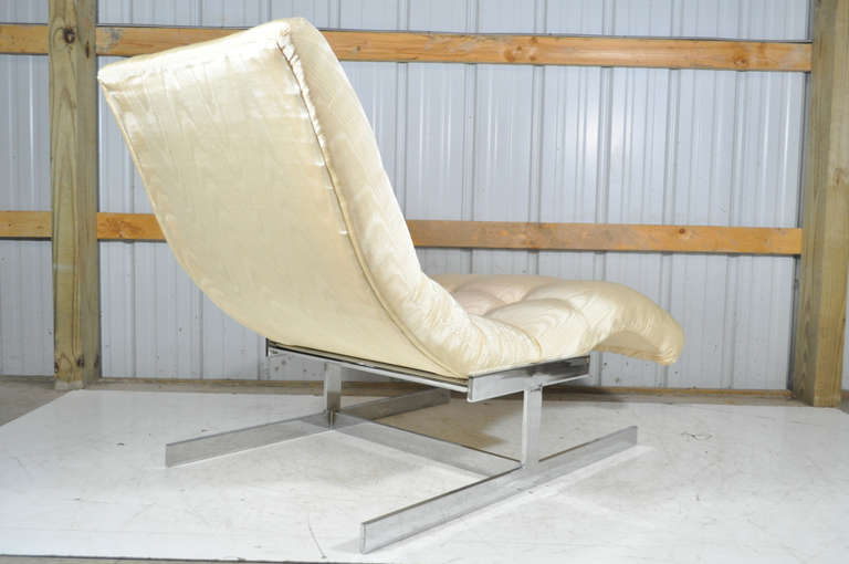 Late 20th Century Milo Baughman for Thayer Coggin Chrome Wave Chaise Lounge or Longue