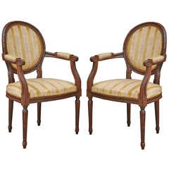 Pair of Italian Carved Armchairs - Fauteuils in the French Louis XVI Style