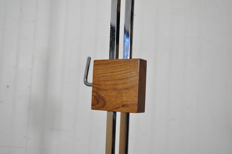 Adjustable Chrome and Walnut Floor Lamp by Hans Eichenberger Mid-Century Modern In Good Condition For Sale In Philadelphia, PA