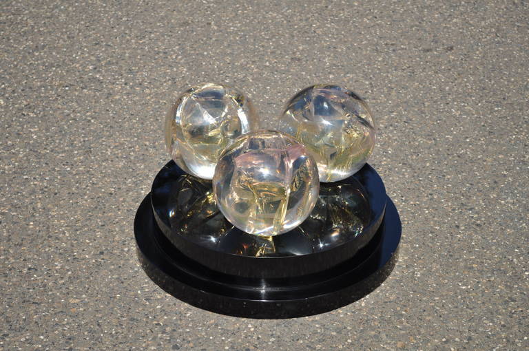 Mid-Century Modern Triple Spherical, Fractured Resin Coffee Table after Pierre Giraudon For Sale