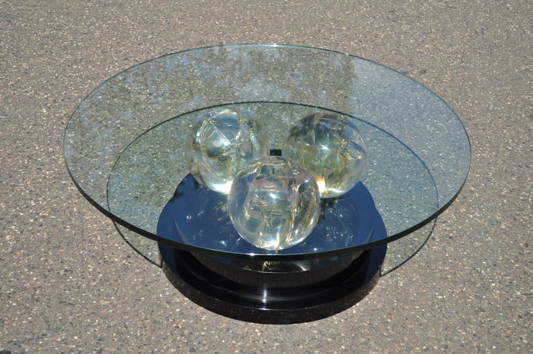 Triple Spherical, Fractured Resin Coffee Table after Pierre Giraudon For Sale 3