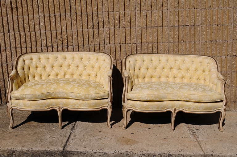 American Pair of French Louis XV Style Cream Distress Painted Tufted Settees - Canapes