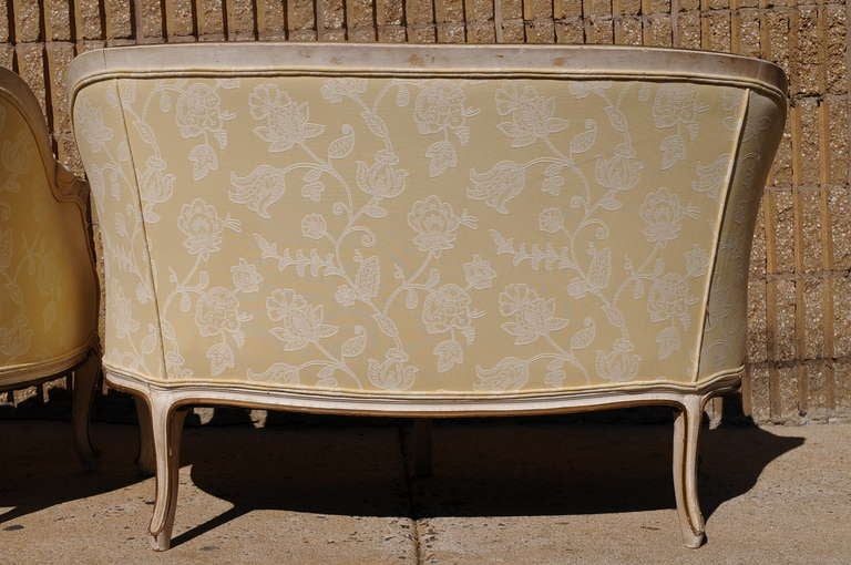 Pair of French Louis XV Style Cream Distress Painted Tufted Settees - Canapes In Good Condition In Philadelphia, PA