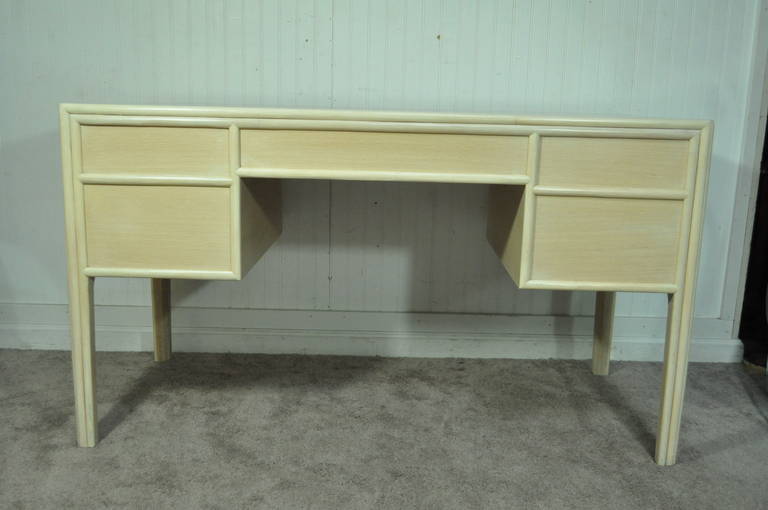 Vintage McGuire Chinoiserie Combed Oak Faux Bamboo-Form Writing Desk In Excellent Condition In Philadelphia, PA