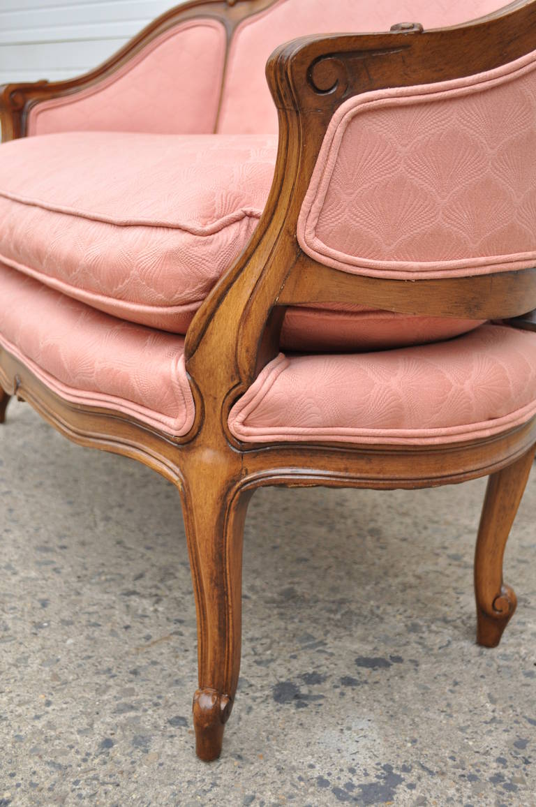 Small French Country Louis XV Style Carved Walnut Pink Settee Loveseat Petite In Good Condition In Philadelphia, PA