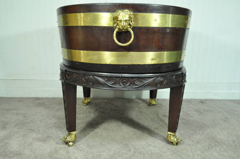 19th Century George III Style Mahogany Wine Cooler or Cellarette on Stand For Sale 1