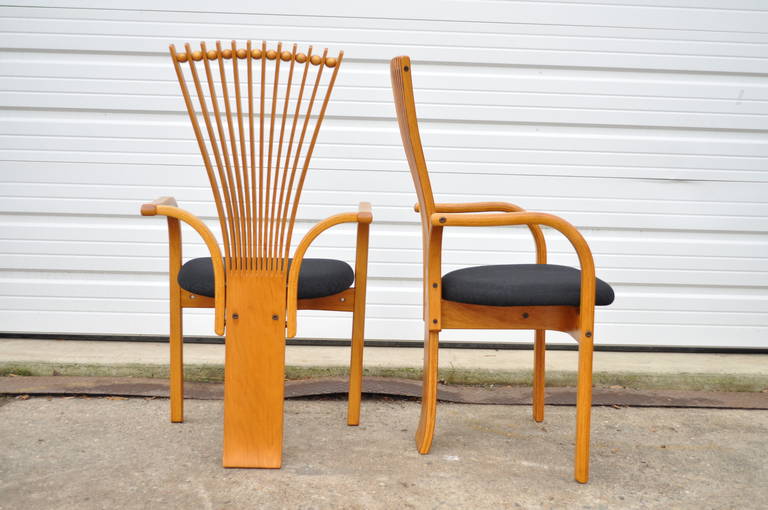 Scandinave Six chaises de salle à manger TOTEM danoises modernes en teck à dossier éventail par Torstein Nilsen Westnofa en vente