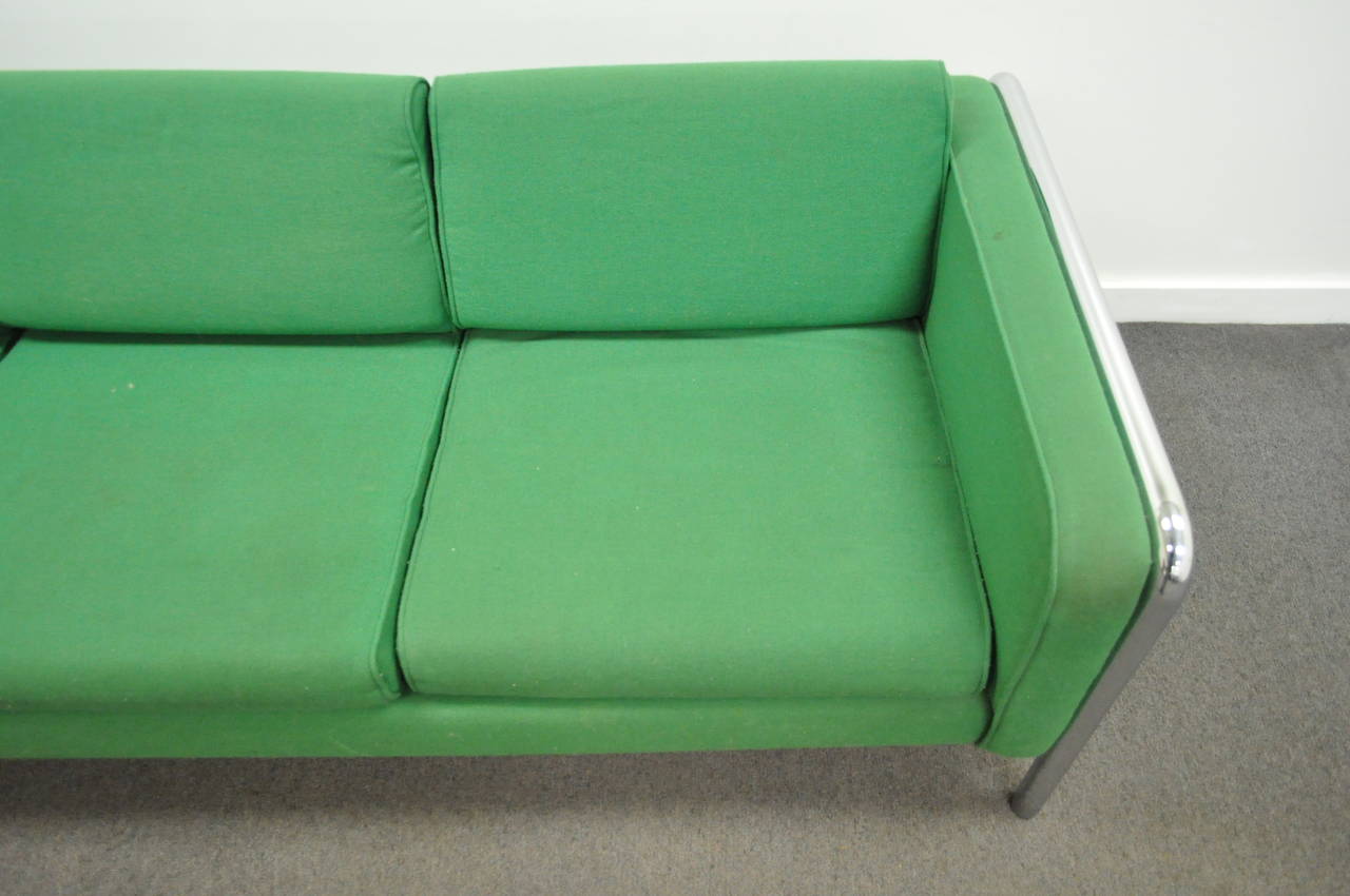 Mid Century Modern Tubular Chrome Frame Green 3 Seat Sofa after Milo Baughman In Good Condition In Philadelphia, PA