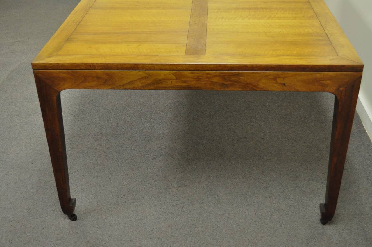 Baker Far East Collection Asian Modern Walnut Banded Dining Table Three Leaves In Good Condition In Philadelphia, PA