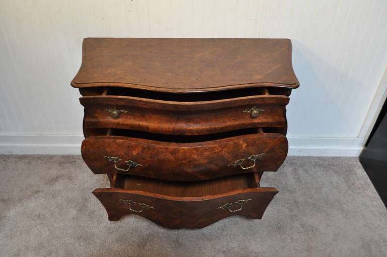 Italian Parquetry French Louis XV Style Bombe 3 Drawer Commode or Chest In Good Condition In Philadelphia, PA