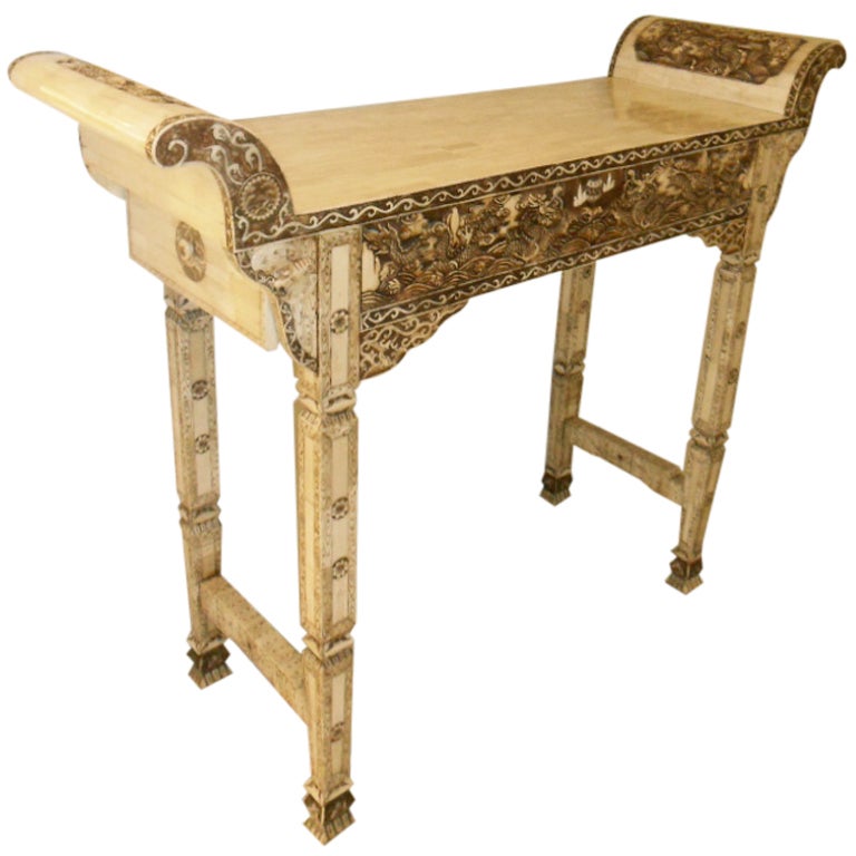 Console-altar Table  In Sculpted Bone For Sale