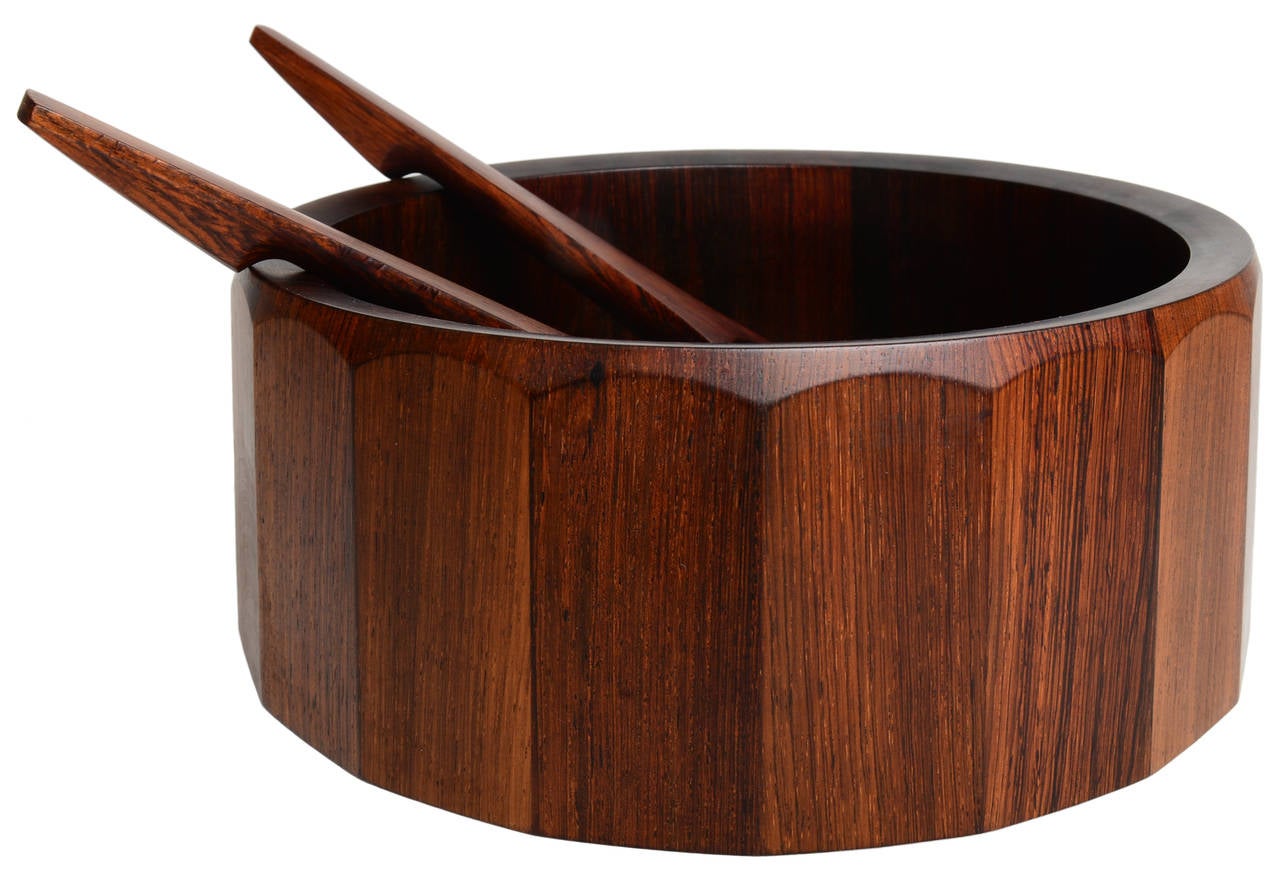 salad bowl with tongs