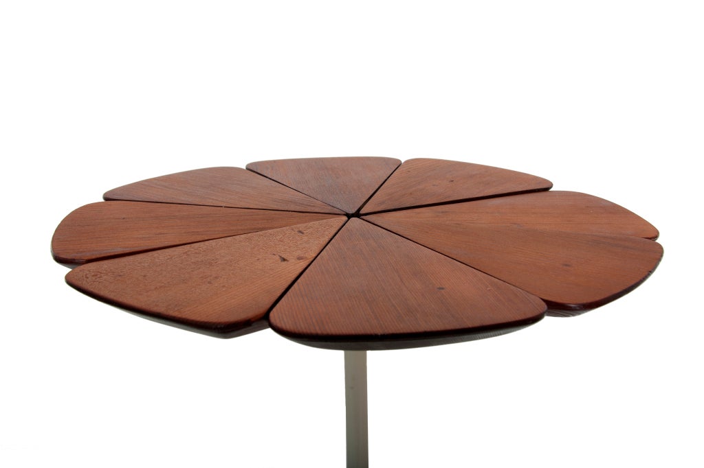 Mid-20th Century Pair of petal tables by Richard Schultz for Knoll