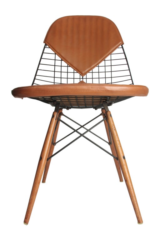Early Charles Eames stationary dowel side chair