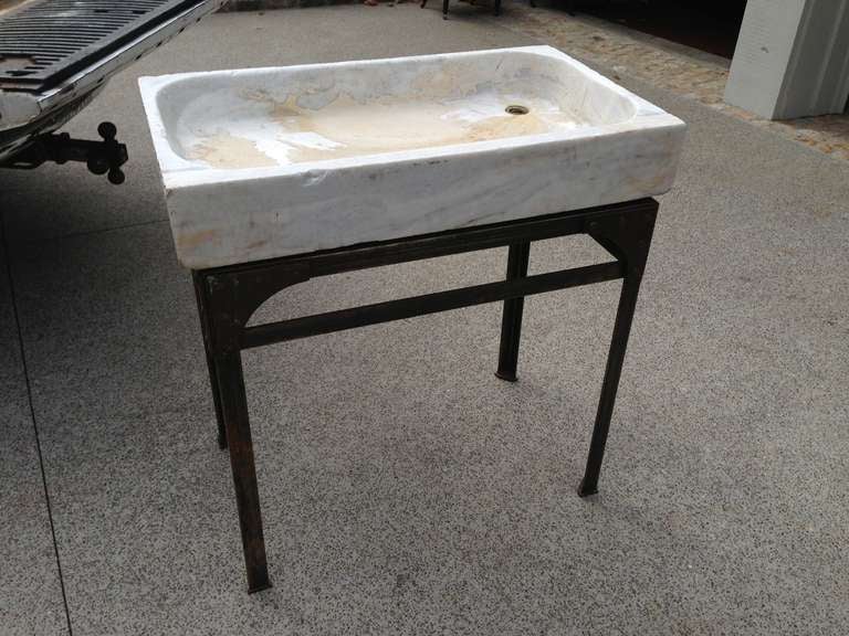 19th C French Carved Marble sink 2