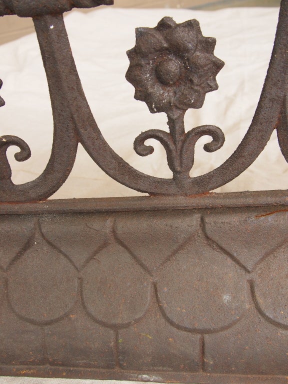 20th Century 19th Century French Iron Roof Ridge For Sale