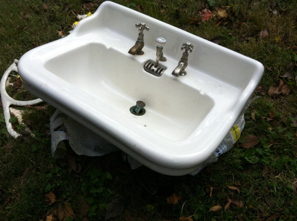 vintage porcelain sink