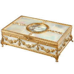 Charles X jewels box in mother-of-pearl with miniature