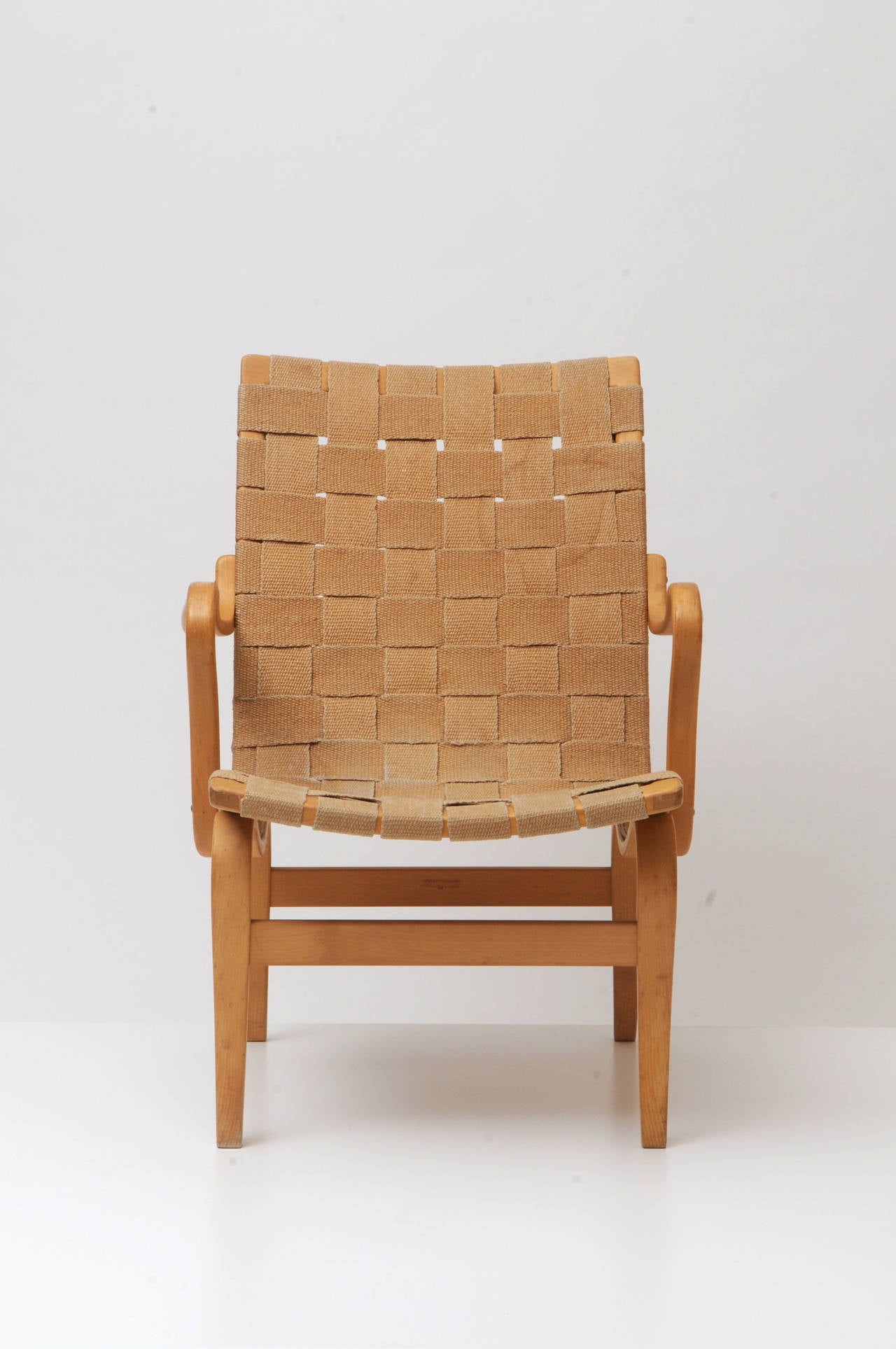 Old edition pair of 'Eva' armchairs designed in 1934.
Produced by Karl Mathsson.
All original conditon, original webbing.
TWO PAIRS AVAILABLE
Bent beech wood.