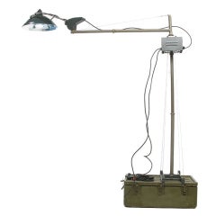 Vintage Q-Line Collapsible Military Field Lamp