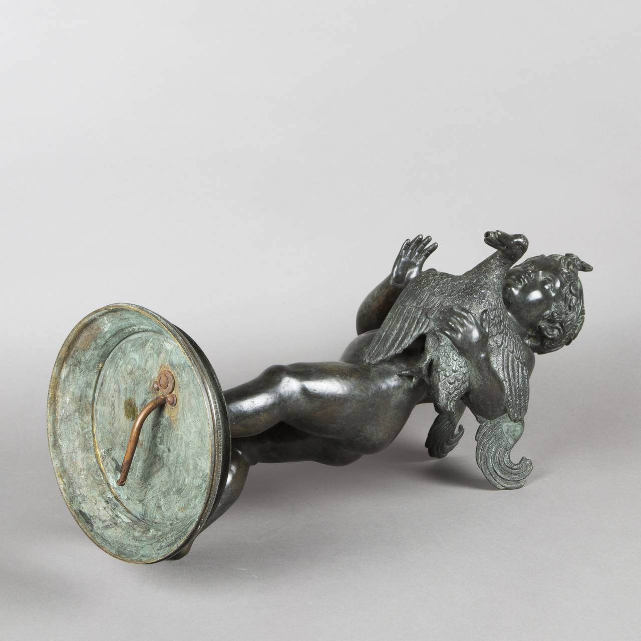 Fountain Figuring a Cupid and a Duck in Bronze, Italy, Early 19th Century In Good Condition For Sale In Paris, FR