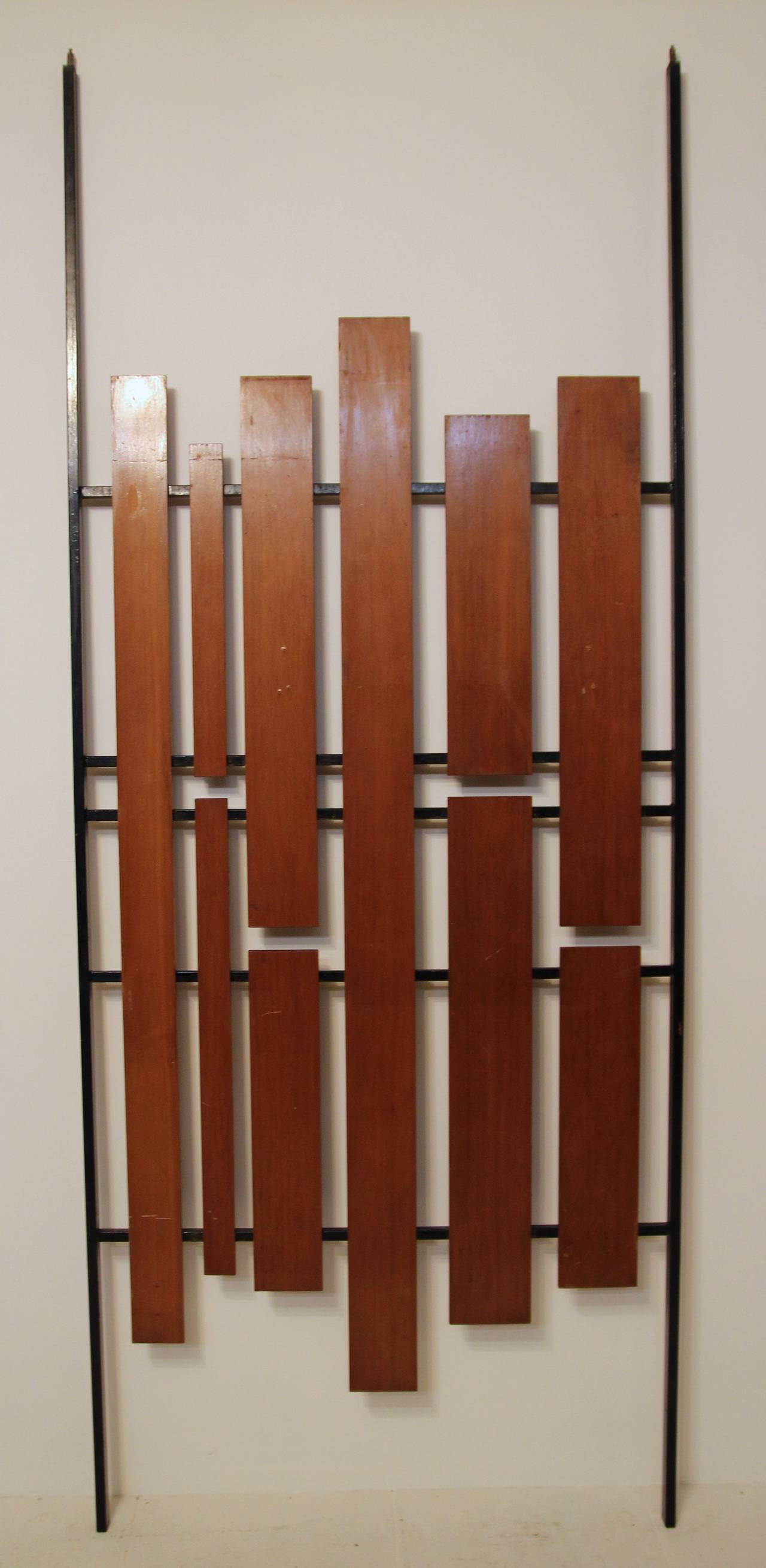 Mid-Century Modern Set of Three Screens, Wood and Iron, circa 1960, Italy