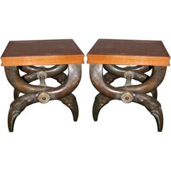 Paire de tabourets, bronze et bois de poire, vers 1970, France