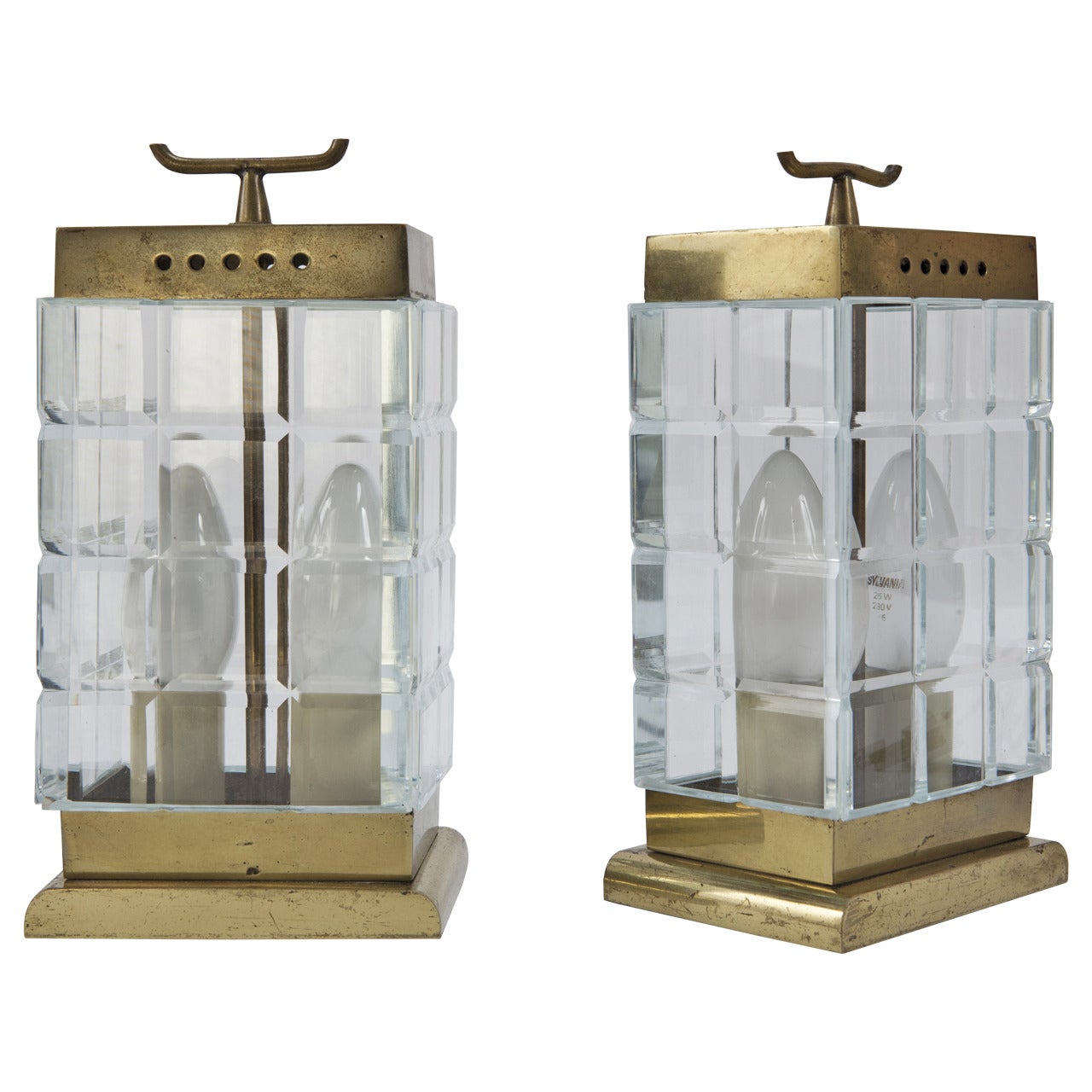 Pietro Chiesa Pair of Lamps Manufactured by Fontana Arte, circa 1937-1938