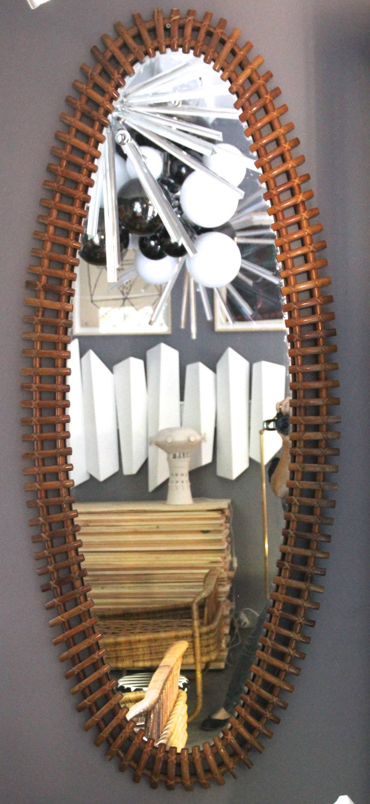 Italian mirror, varnished bamboo, circa 1950, Italy.
Dimensions: Height: 166 cm, width: 68 cm, depth: 3 cm.