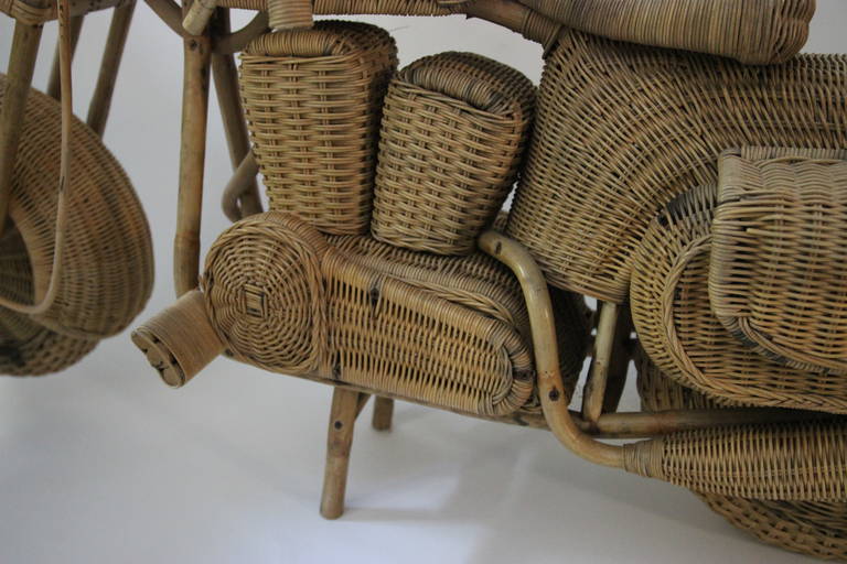 Decorative Art Model Motorcycle out of Woven Rattan In Good Condition In Nice, Cote d' Azur