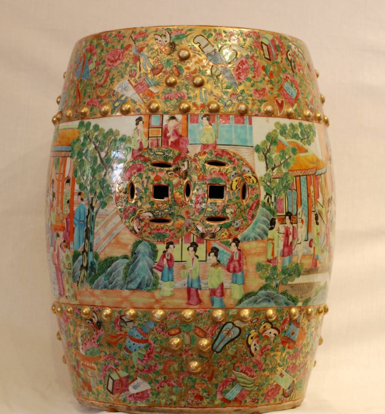 Of ovoid shaped hand colored polychrome porcelain gilt decorations of Palace scenes and friezes adorned with butterflies and Chinese objects