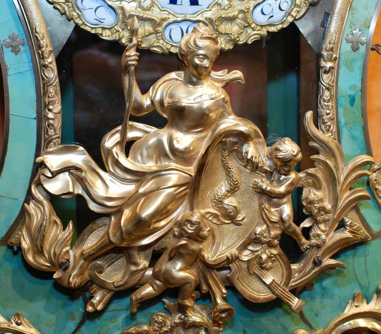 Fine French Louis XV Corne Verte Ormolu-Mounted Mantel Clock 1
