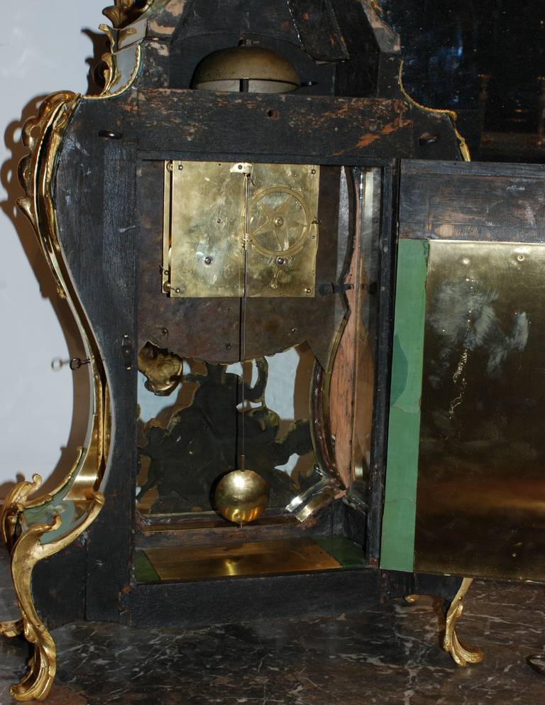 Fine French Louis XV Corne Verte Ormolu-Mounted Mantel Clock 3