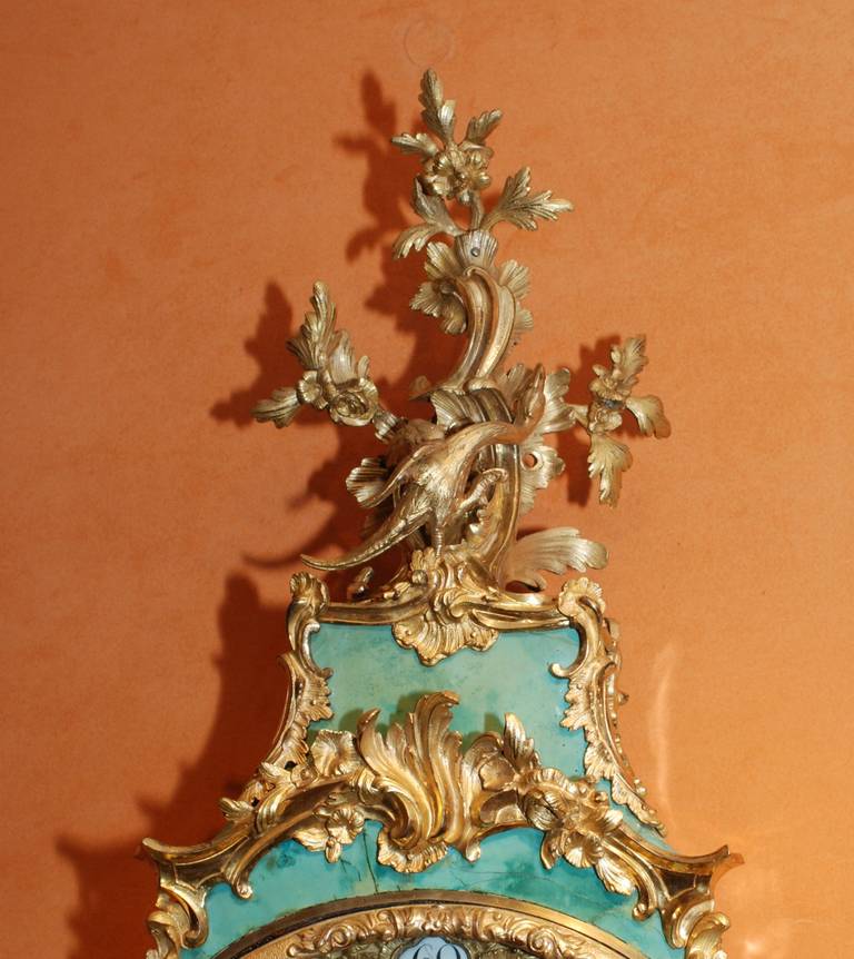 Fine French Louis XV Corne Verte Ormolu-Mounted Mantel Clock 2