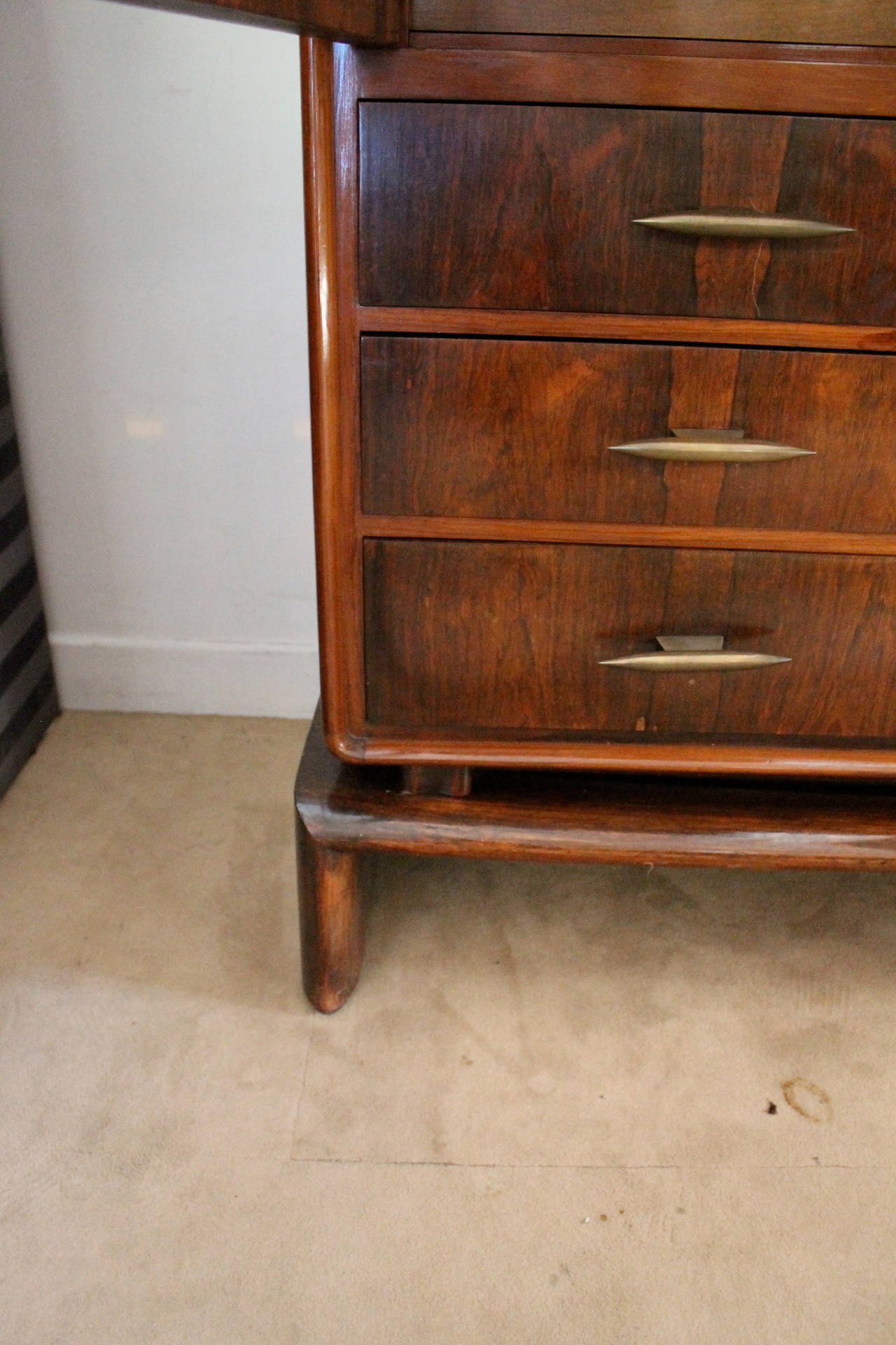 Mid-Century Italian Rosewood Dresser For Sale 1