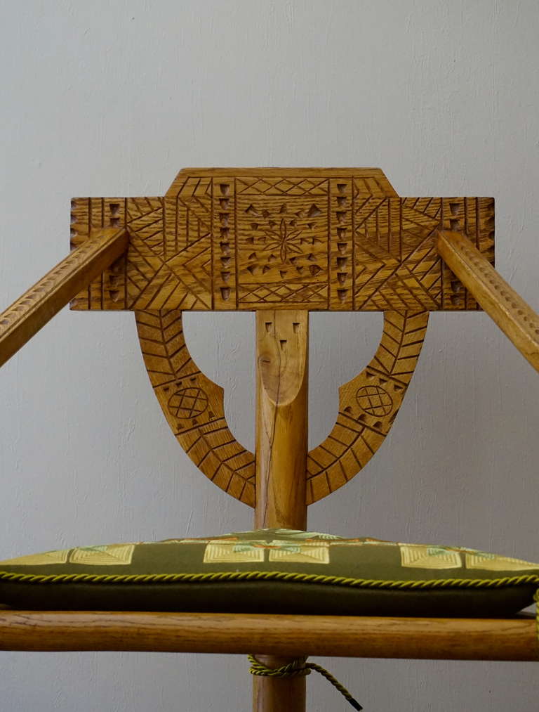 20th Century Swedish Three-Legged Monk Armchair (Baltisch)
